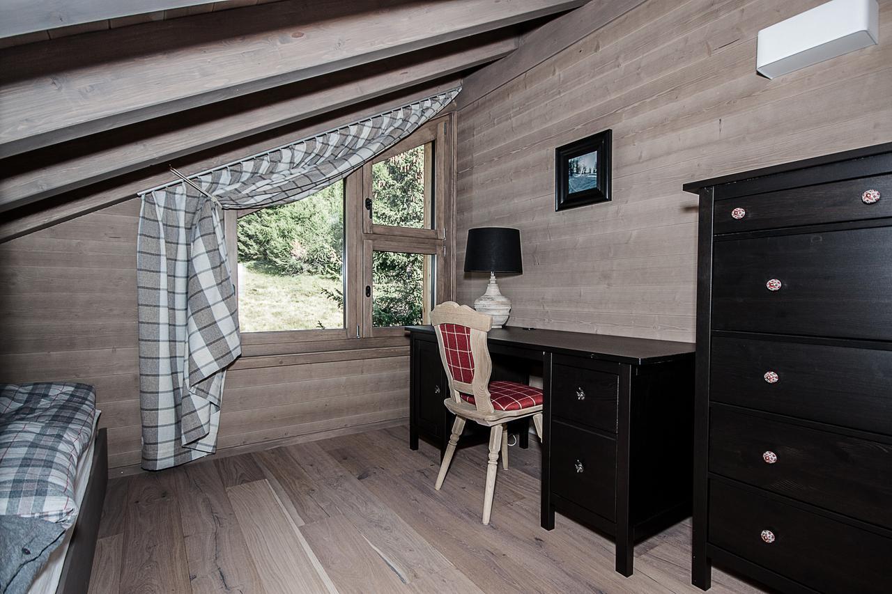 Chalet Kristall Rosswald Bagian luar foto